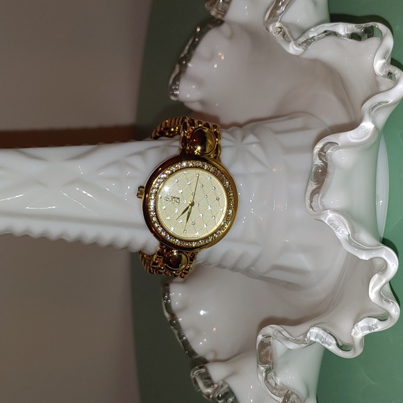 Burgi Crystal Diamond Pattern Watch – BUR170 - Picture 5 of 16